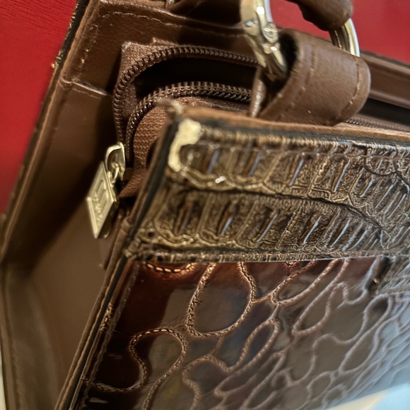 Miche Brown Shoulder Bag - Picture 7 of 13